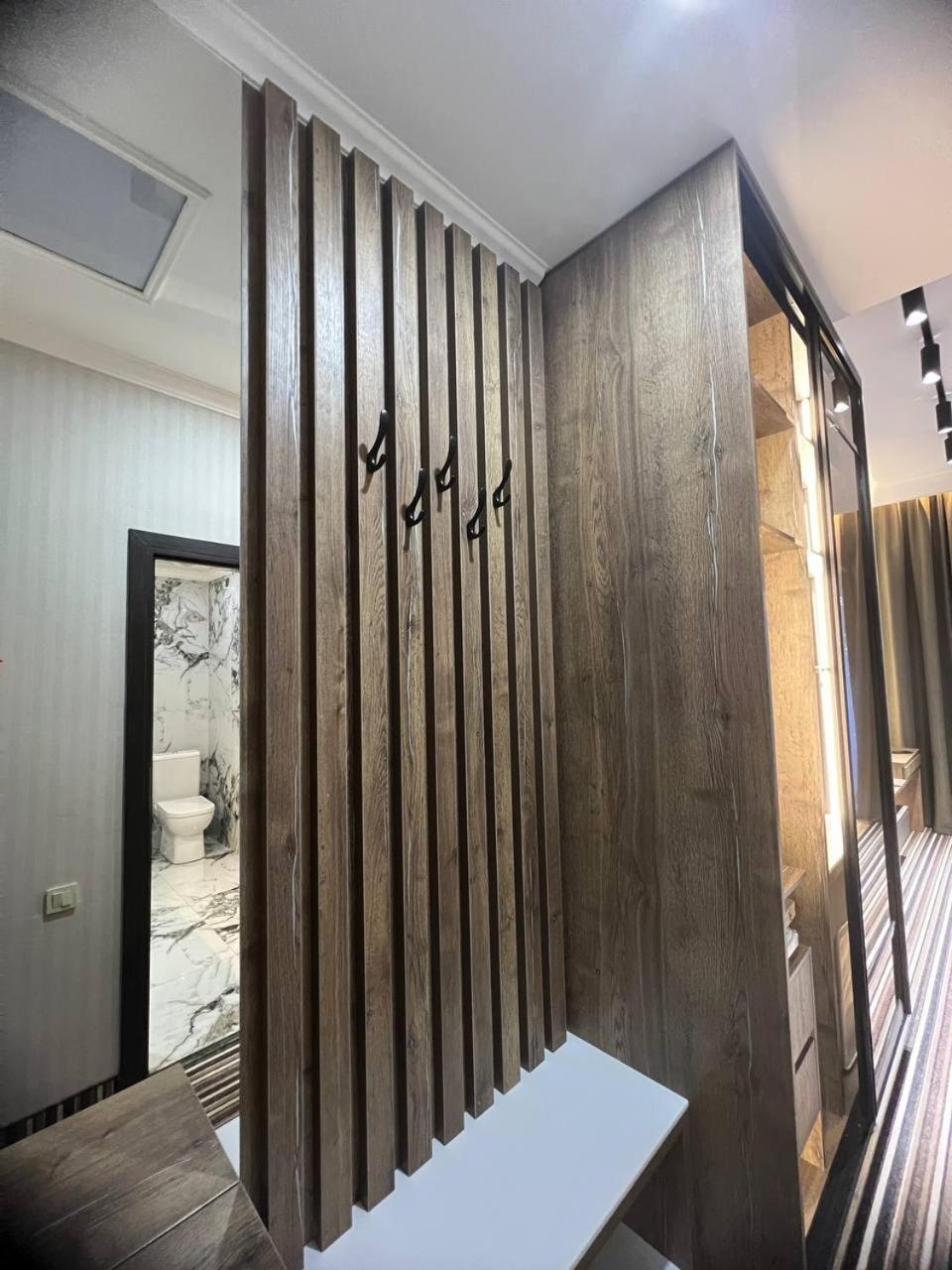 Sapar Standart Hotel Shymkent Bagian luar foto