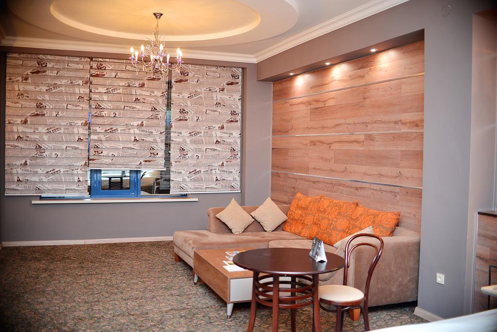 Sapar Standart Hotel Shymkent Bagian luar foto