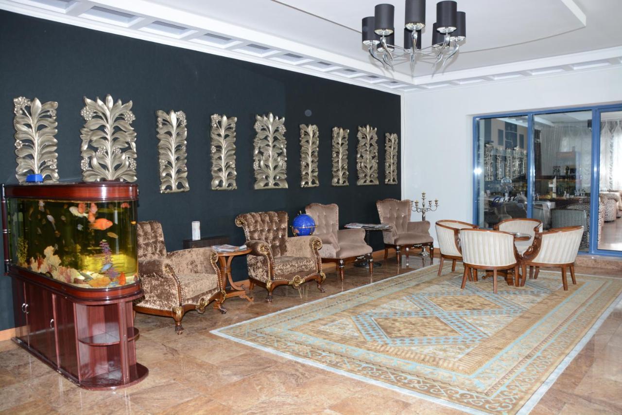 Sapar Standart Hotel Shymkent Bagian luar foto