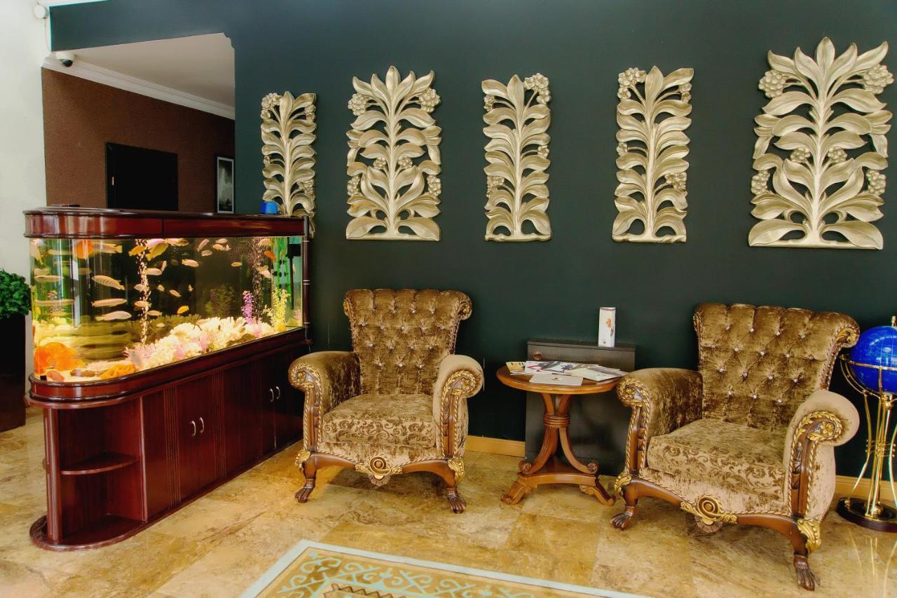 Sapar Standart Hotel Shymkent Bagian luar foto